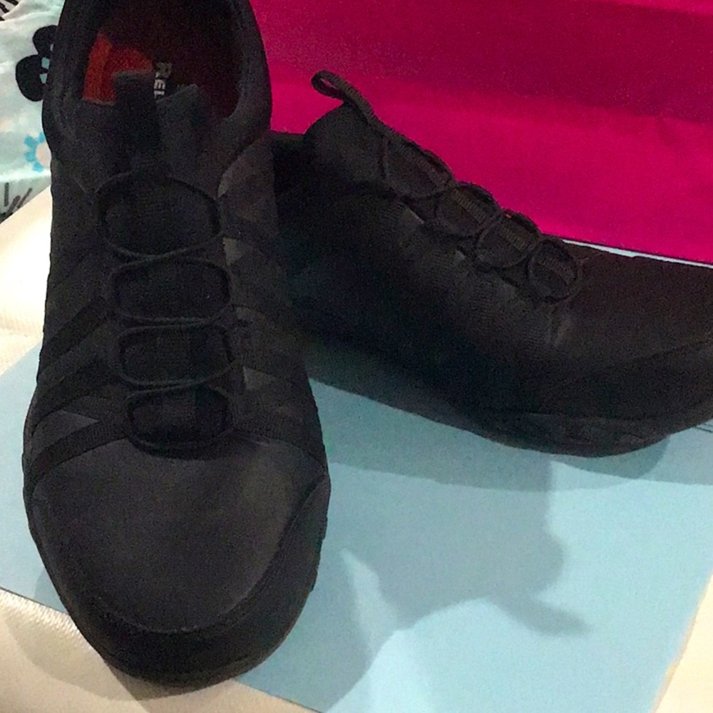 Skechers shoes
